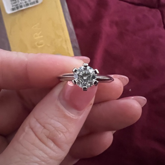 Moissanite 1.0 ct Ring size 7 - Picture 3 of 3